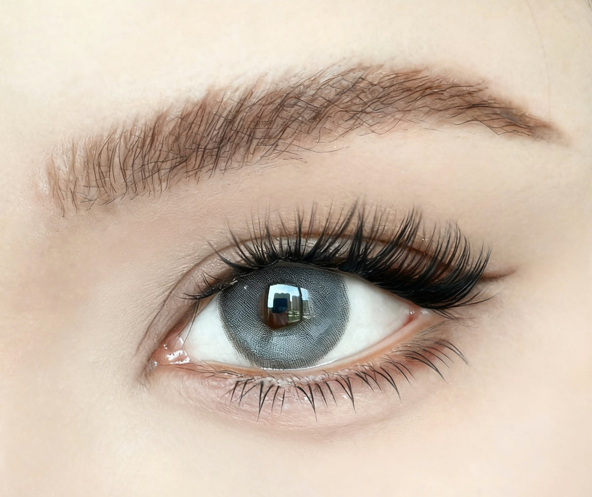 Bejeweled Grey – Grey Colored Contacts (Plano, Yearly)